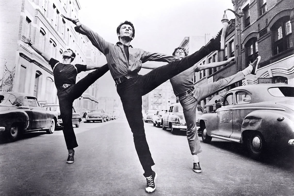 Photo of George Chakiris in West Side Story